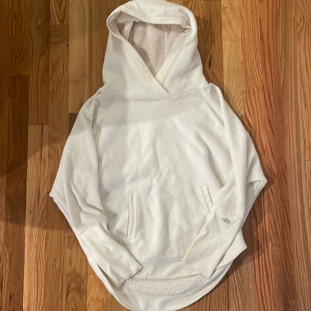 Alo yoga hoodie